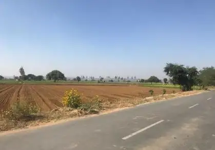 Prime 80 Bigha R-Zone Property on Meerut-Hapur Highway, Hapur Near Meerut  -  Ideal for Township & Commercial Use Interior View - Polyhouse<br>Agriculture in Near Park City Meerut Road Hapur